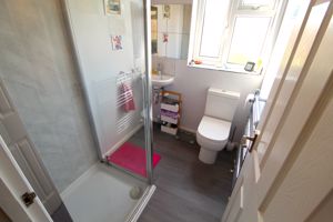 En-Suite- click for photo gallery